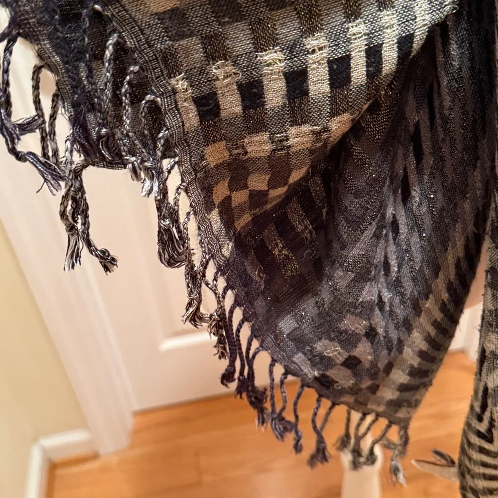 Elegant Black and Gray Patterned Shawl with Shimmer and fringe